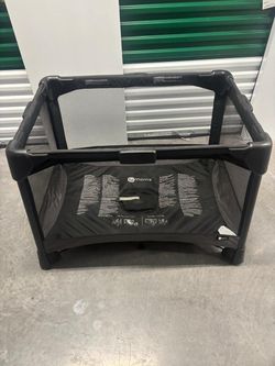 4 Moms Breeze Pack and Play playpen - missing the mattress. 38 x 26