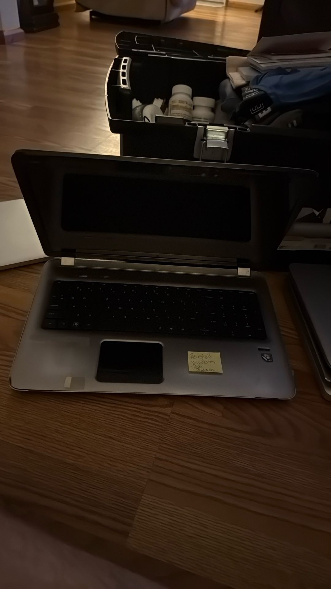 Hp Laptop Needs New Battery And Ram Issue Otherwise Fully Functional