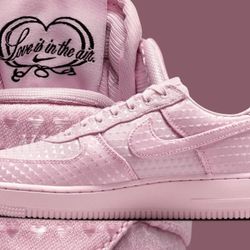 Brand new in box Nike Air Force 1'07 Pink Foam Valentine's Day 2026 Sneaker in Women's size 6.5