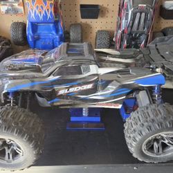 Traxxas Sledge 4X4 1/8th 6S