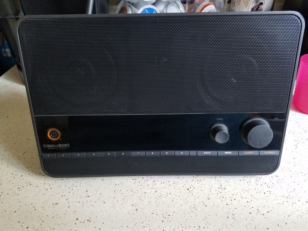 SIRIUSXM TTR1 TABLETOP INTERNET RADIO