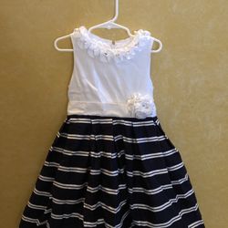 Girl Dress - Size 4-5