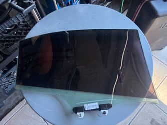 2006-2011 Honda civic left side rear door window