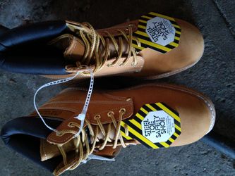 Steel toe boots men's 10 size