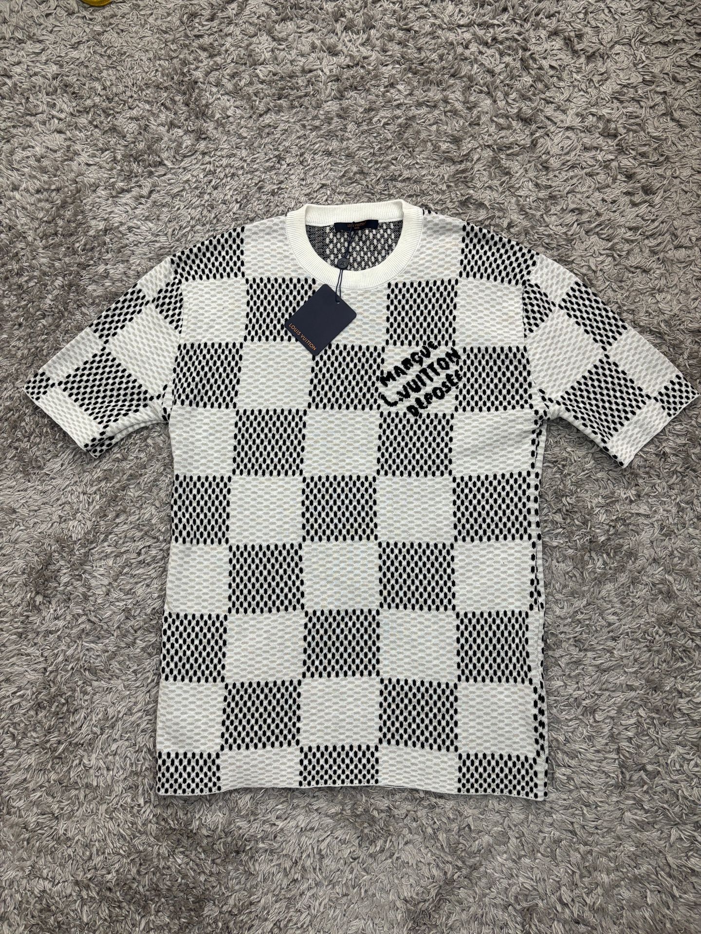 Lv Shirt Size Small