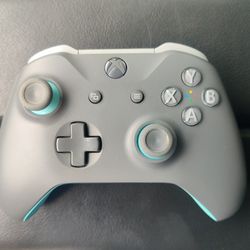 New Microsoft Xbox One Wireless Controller (Model 1708)