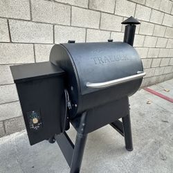 🔥 Traeger Pro 22 Pellet Grill & Smoker – Ready for BBQ Season! 🔥 