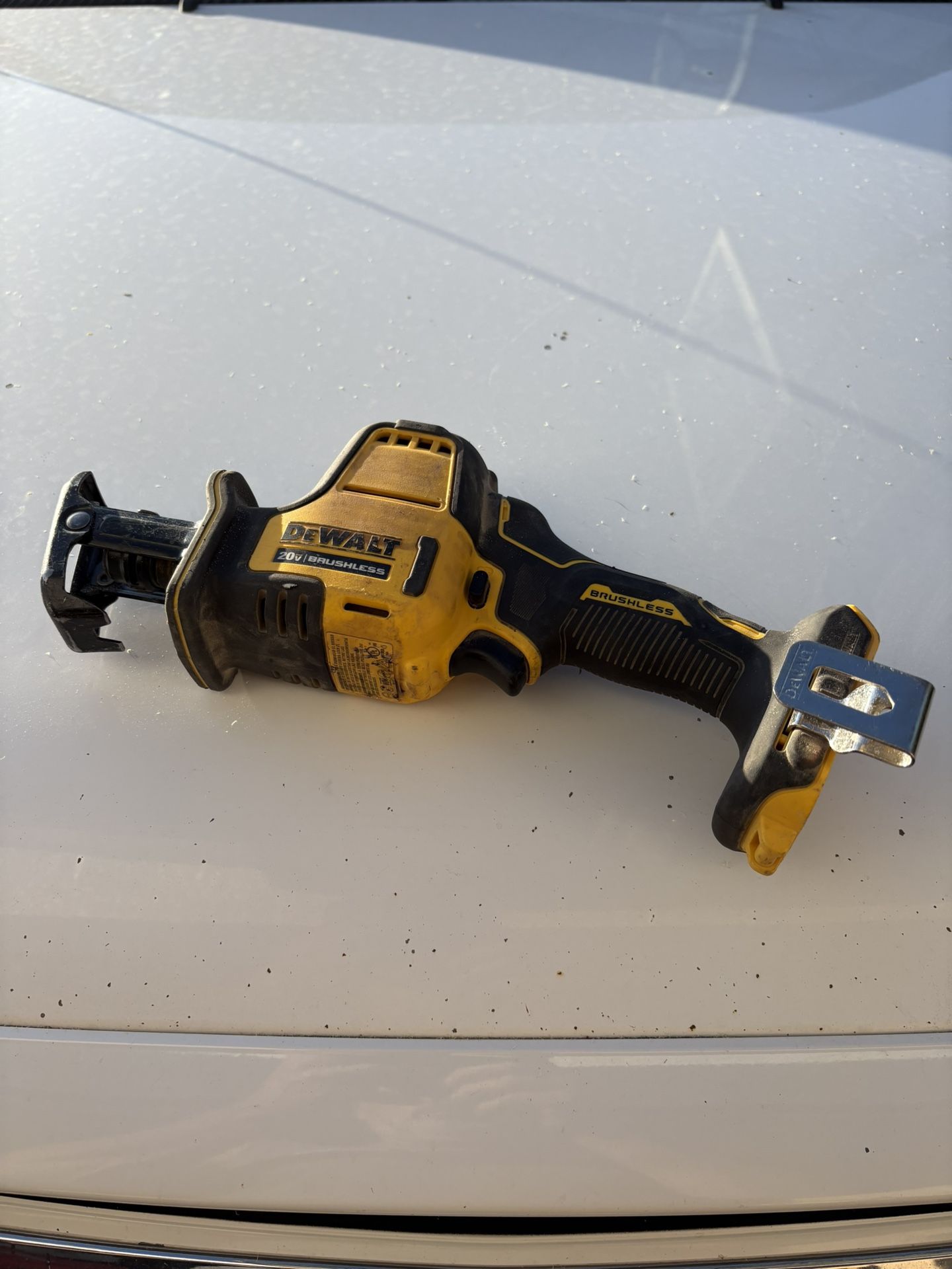 Dewalt saw