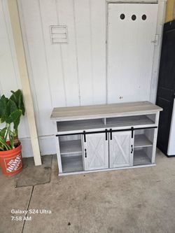 Tv stand