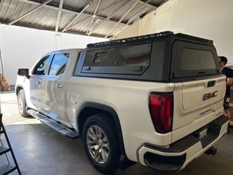 Silverado GMC Sierra 1500 5.8 Ft Bed CAMPER SHELL