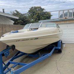 2002 Rinker 22’