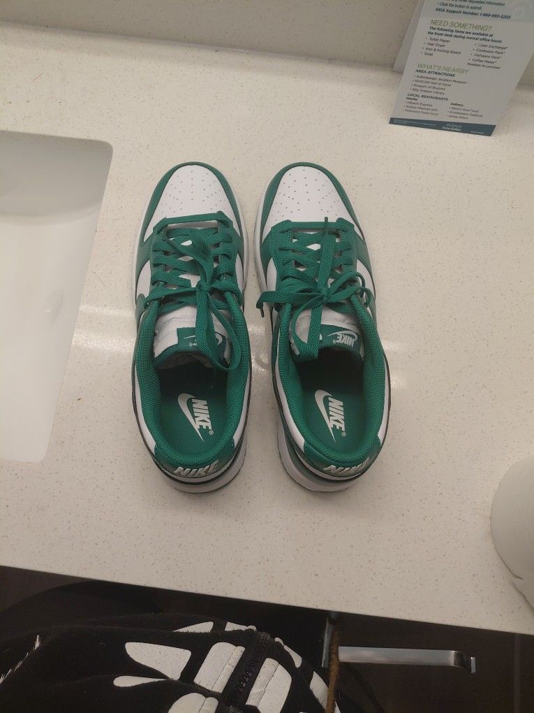 Green Dunks