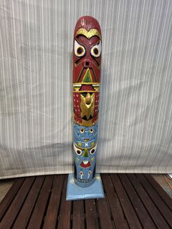 40” totem pole 