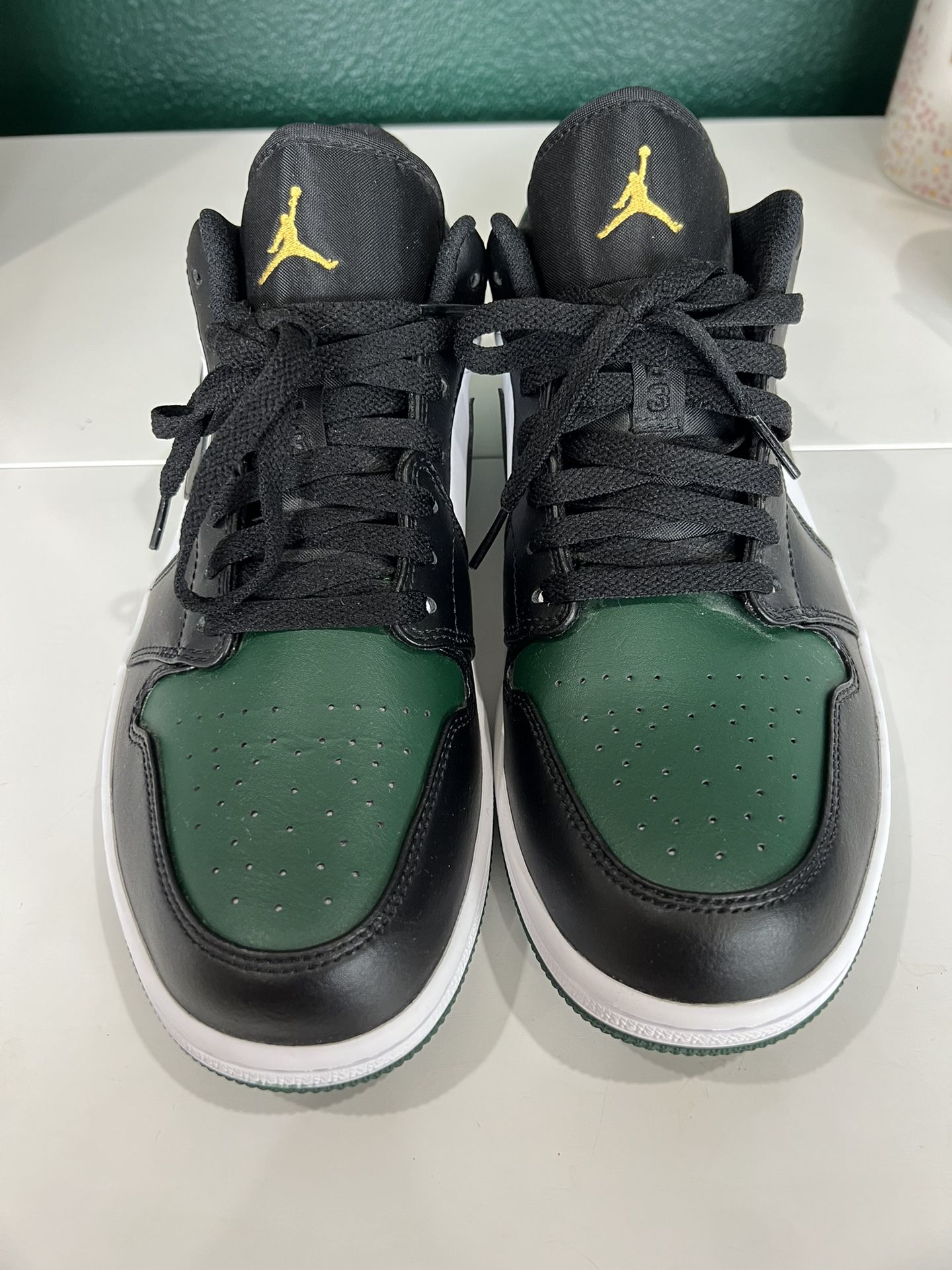 Air Jordan 1 Low “Green Toe” Noble Green/Black/Gold