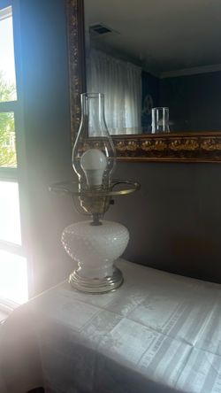 VTG.  White Hobnail Milk Glass Hurricane Lamp