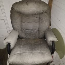 Recliner Chair $35 