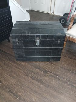 Antique Chest 1800 Very Old 