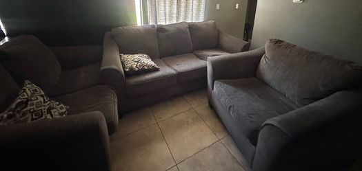 Free couches 3 piece