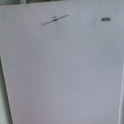 Kenmore stand up freezer 