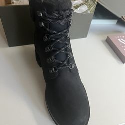 comfortable women's boots number 9,