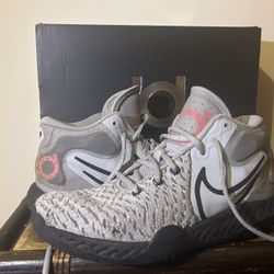 Kevin Durant Trey 5 VIII