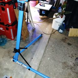 Park Tool Deluxe Home Mechanic Bike Repair Stand