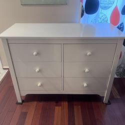 White 6 Drawer Dresser