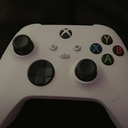 WHITE Newest Editon X-Box Controller 