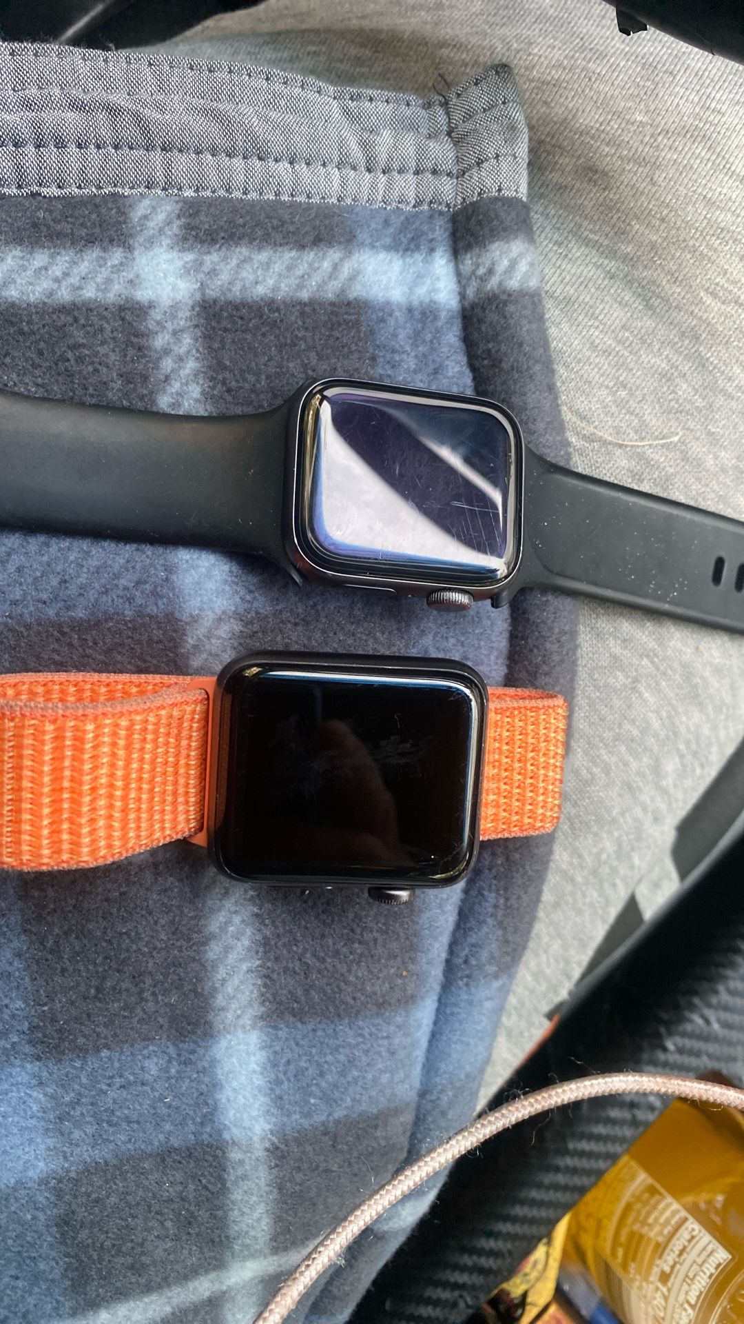 iPhone 3 and 4 Working Good Easy To Pair