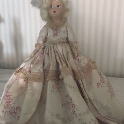 ANTIQUE DOLLS