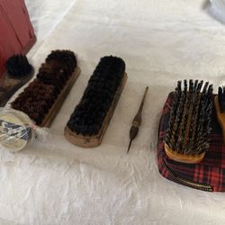 Antique 1950’s Shoe Shine Box With Original Brushed And Tool