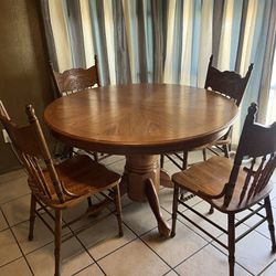 Beautiful Oak Dining Room Table Set With 6 Chairs And Extension - Will Consider Offers