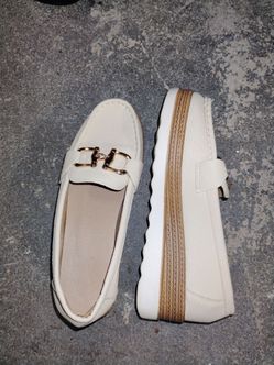 Women's size 8 shoes
