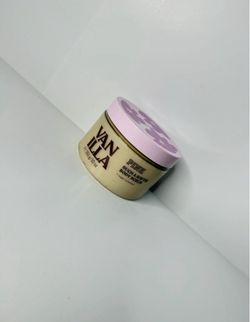Victoria’s Secret PINK Classic Scrub in Vanilla
