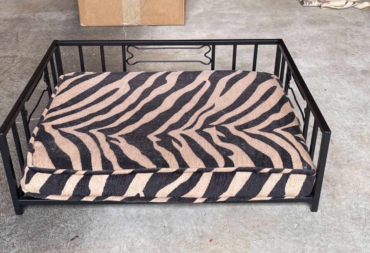 Metal Dog Bed