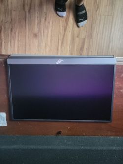 Asus Rog Strix-portable gaming monitor
