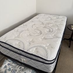Twin Pillow top Mattress
