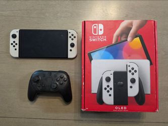 Nintendo Switch OLED w/ Pro Controller