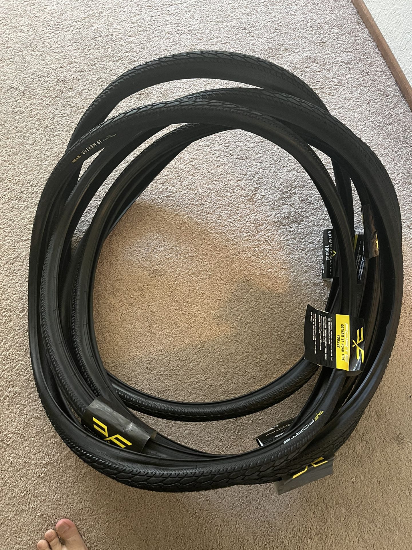 Forte Gotham Road Bike Tire 700x32 for Sale in El Cerrito, CA OfferUp