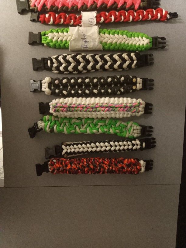 Paracord Survival Bracelets
