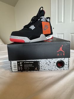 Jordan 4 Breds Size 9.5