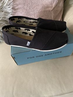 Toms Shoes New