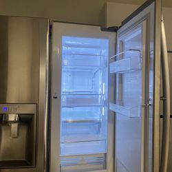 Kenmore Refrigerator 