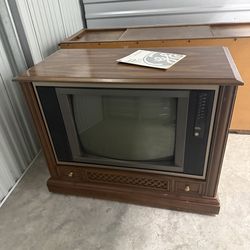 Vintage Magnavox Astro-Sonic Console TV Record Player Stereo Cabinet