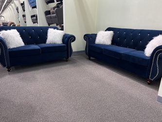New Tufted Velvet Couch / Love Seat. Blue Or Black. Free Delivery!