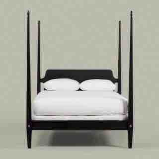 Ethan Allen Four Poster Pencil Post Bed In Queen
