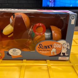 Slinky Talking Dog