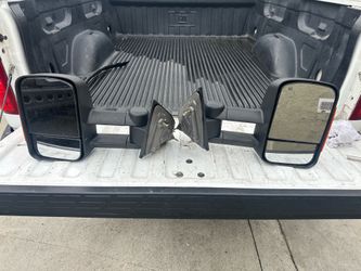 Chevy Silverado/gmc sierra  towing mirrors