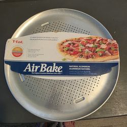 AirBake  Large Pizza Pan 15.75 In I Have 2 One Is New,1 Is Used One Time In Convection Oven Will Fit A Costco Pizza  Rancho&Mill Colton 