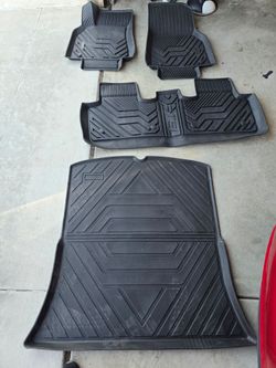 Tesla model Y floor mats